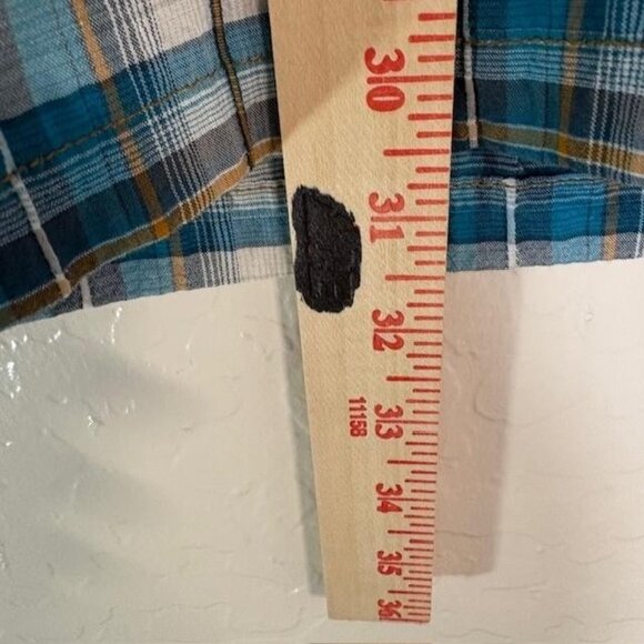 Kuhl Shirt Mens XL Blue Gray Plaid Short Sleeve Button Down Western Hiking Trail - Picture 7 of 7